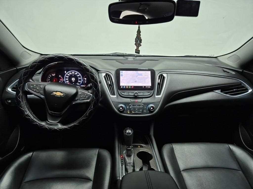 Chevrolet Malibu - Vista 7