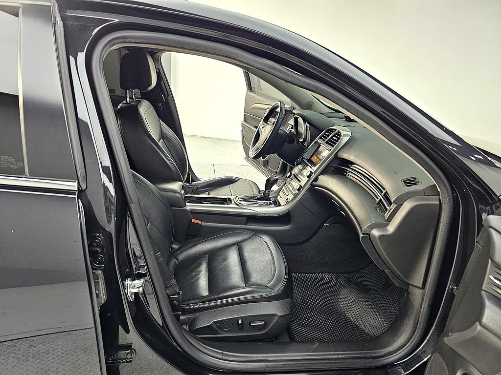 Chevrolet Malibu - Vista 11