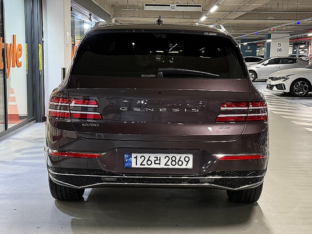 Genesis GV80 - Vista 5
