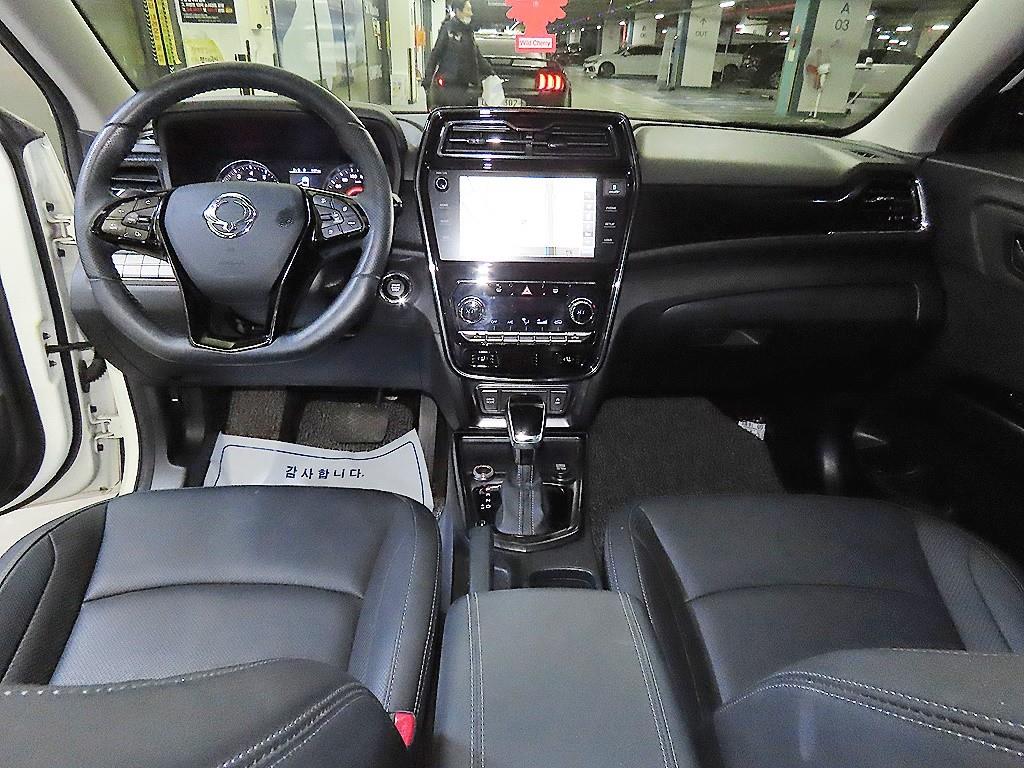 Ssangyong Tivoli - Vista 10