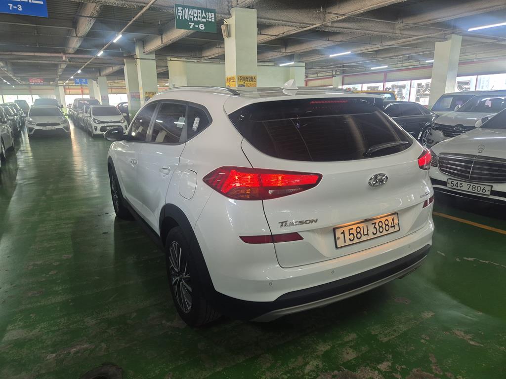 HYUNDAI Tucson - Vista 4