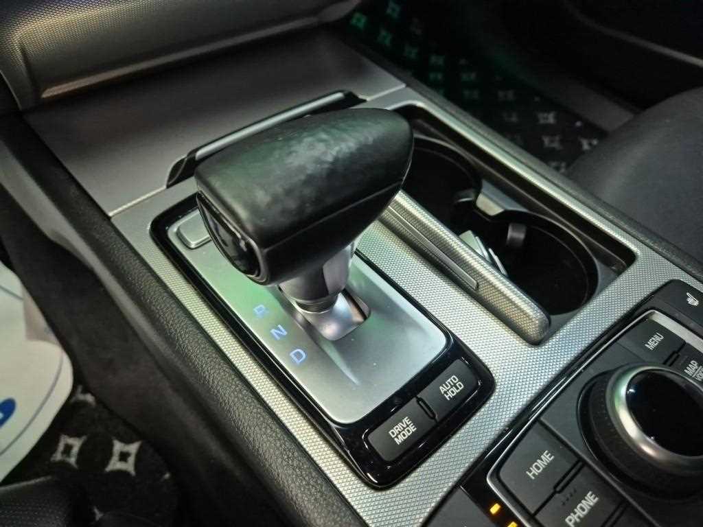 Genesis G80 - Vista 10