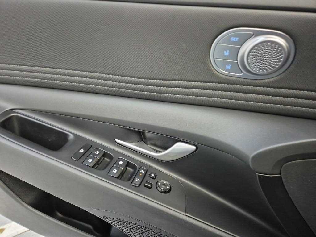 HYUNDAI Avante 2025 Blanco - Importación desde Corea - HF Imports Iquique - Foto 18