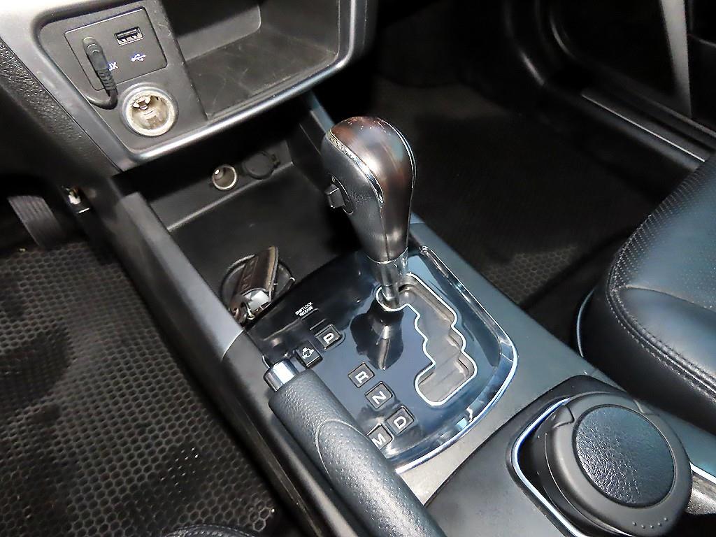 Ssangyong Korando - Vista 10