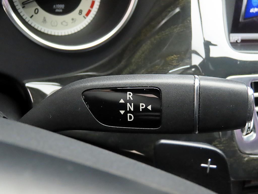 Mercedes Benz CLS Class - Vista 10