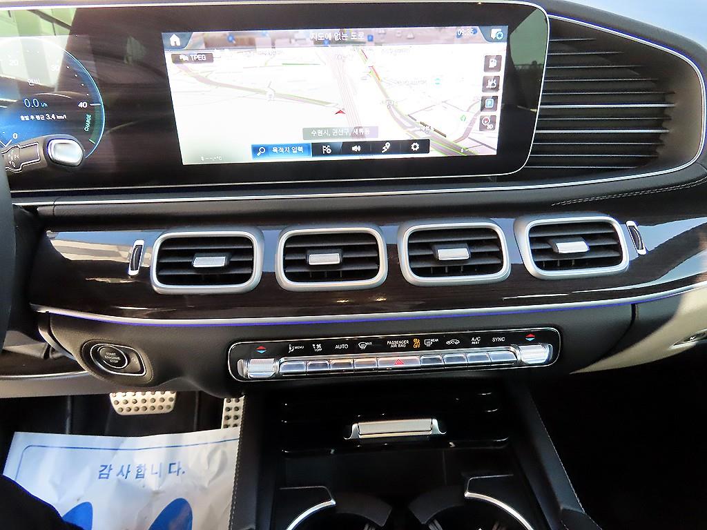 Mercedes Benz GLE Class - Vista 12