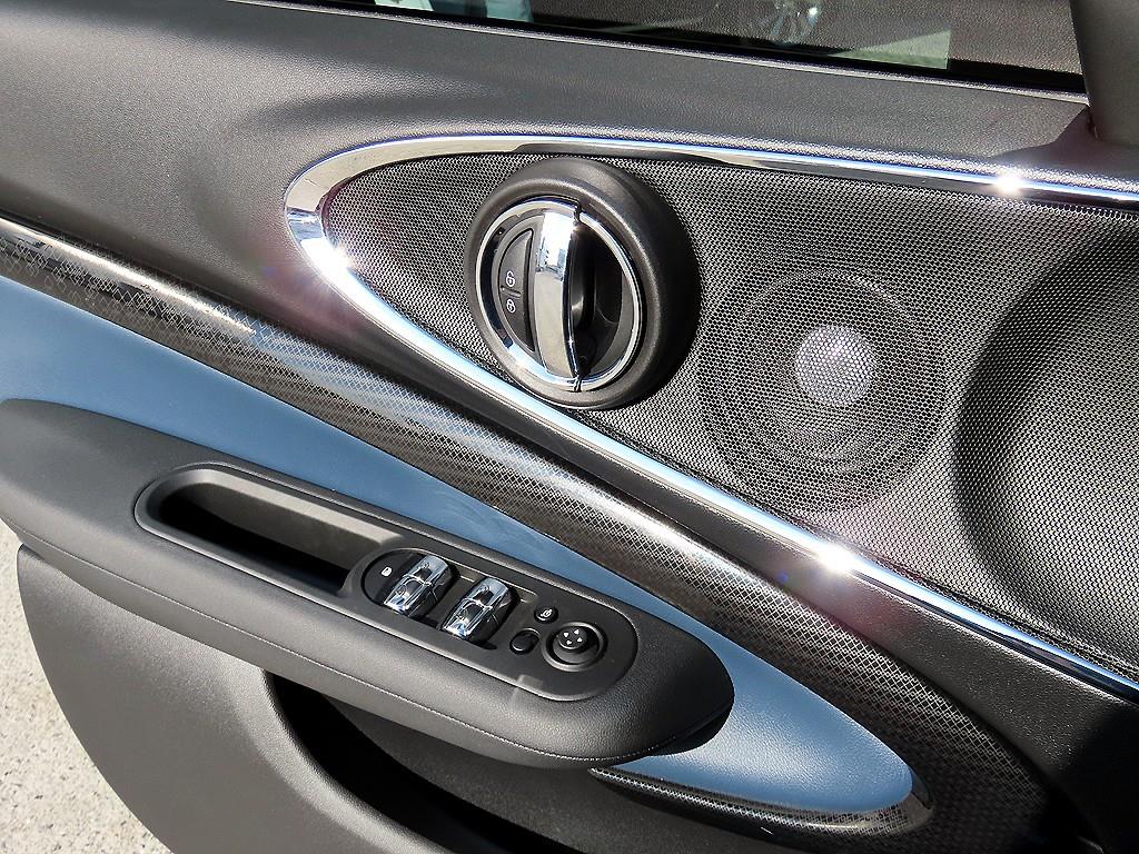 Mini Clubman - Vista 11