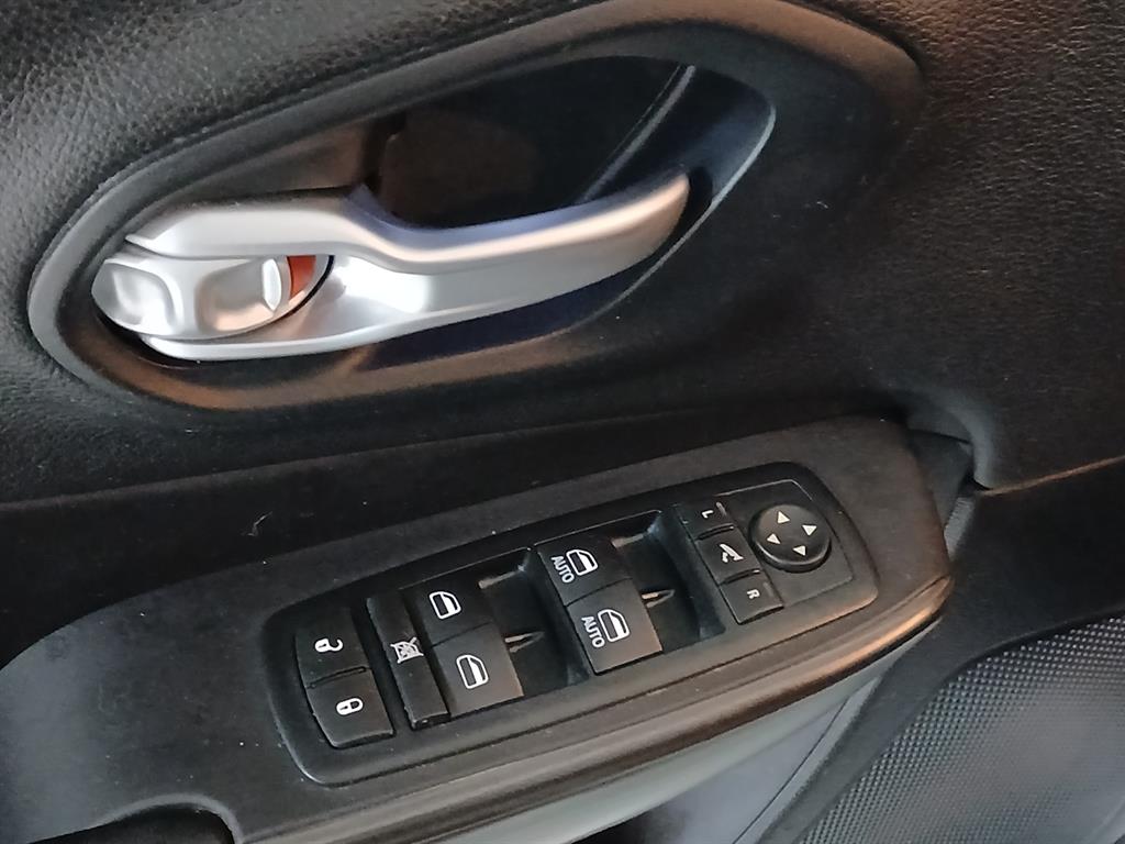 Jeep Cherokee 2016 Blanco - Importación desde Corea - HF Imports Iquique - Foto 19