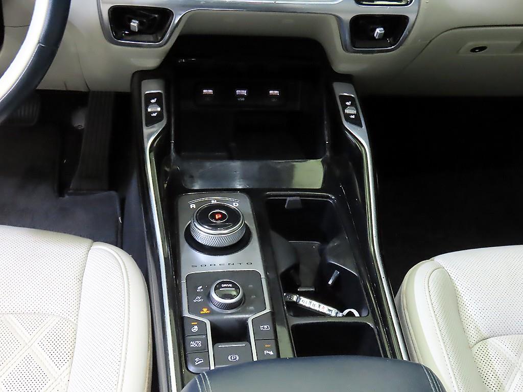 KIA Sorento - Vista 12