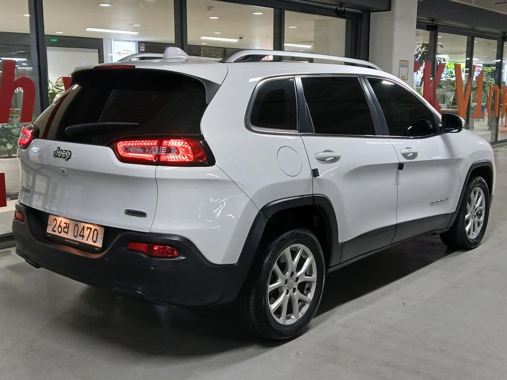 Jeep Cherokee - Vista 4