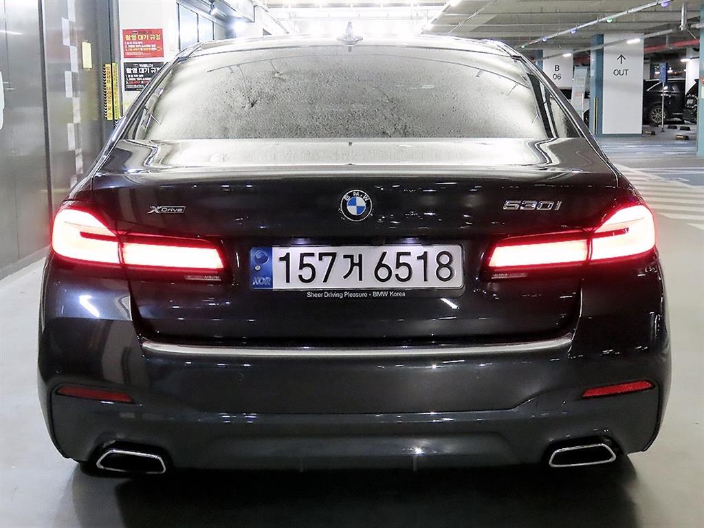 BMW 5 Series - Vista 5