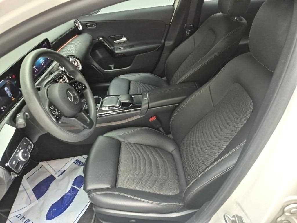 Mercedes Benz A Class - Vista 11