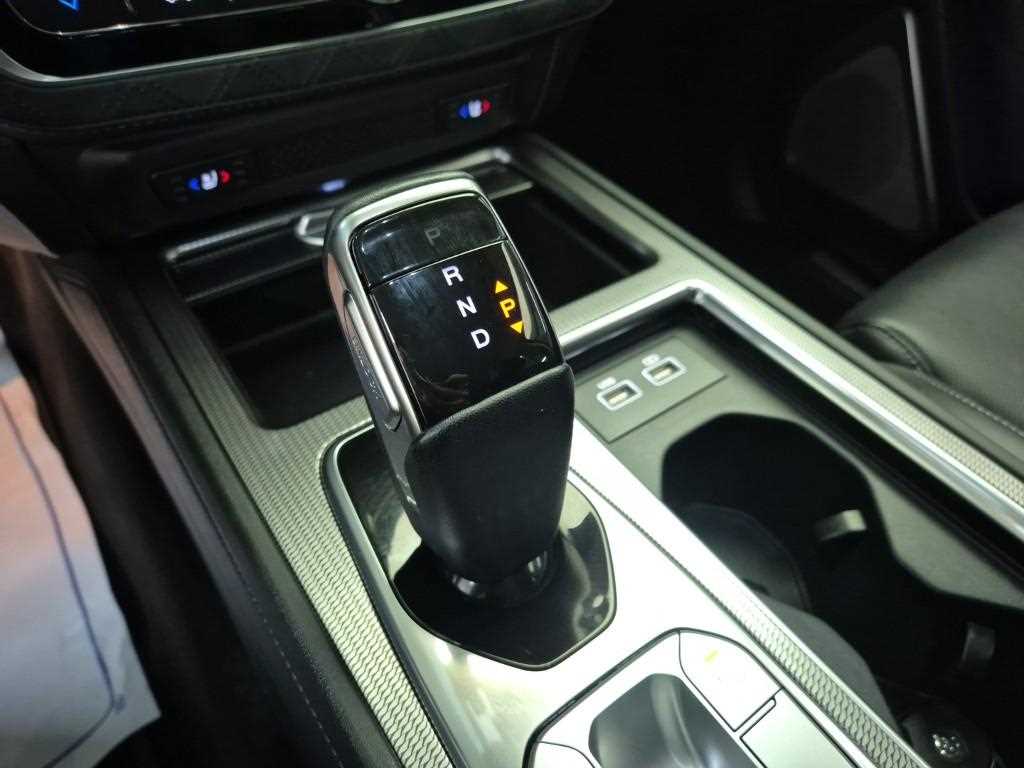 Ssangyong Rexton - Vista 8