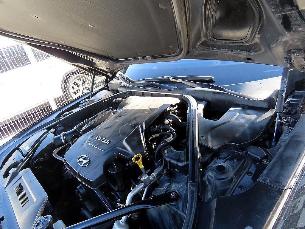 HYUNDAI Genesis 2016 Negro - Importación desde Corea - HF Imports Iquique - Foto 19