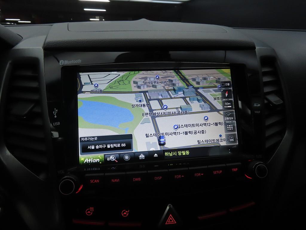 Ssangyong Tivoli - Vista 11