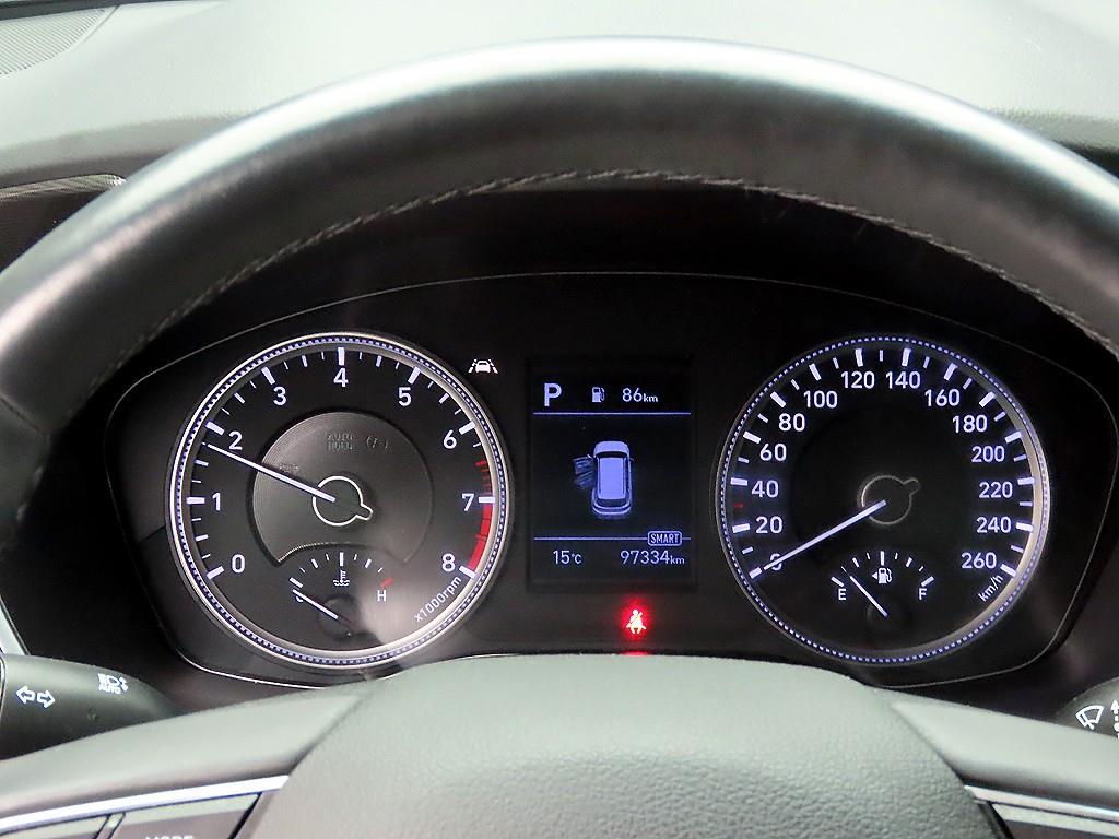 HYUNDAI Santa Fe - Vista 6