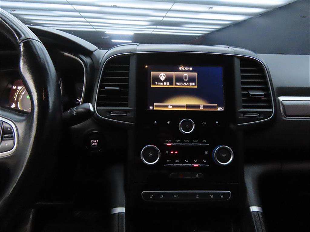 SAMSUNG QM6 - Vista 12