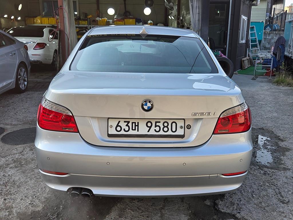 BMW 5 Series - Vista 4