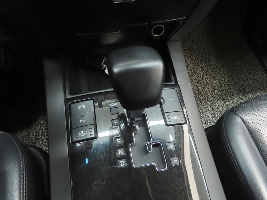 KIA Mohave - Vista 12