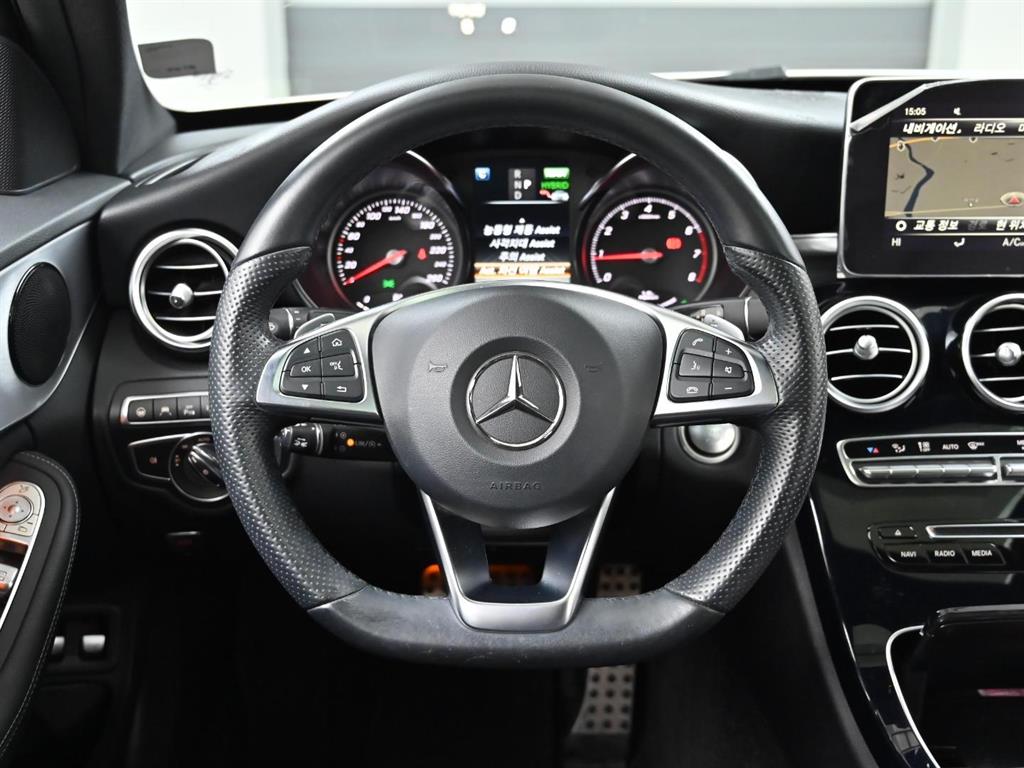 Mercedes Benz C Class - Vista 9