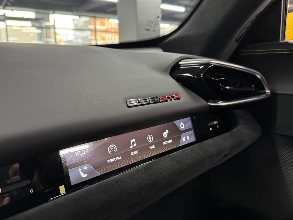 Ferrari 296 2022 Amarillo - Importación desde Corea - HF Imports Iquique - Foto 12