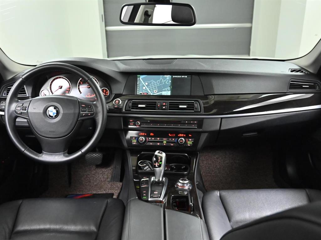 BMW 5 Series - Vista 7
