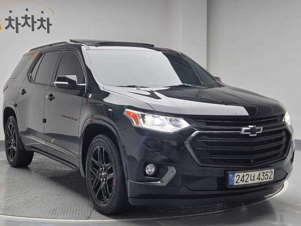 Chevrolet Travers - Vista 4