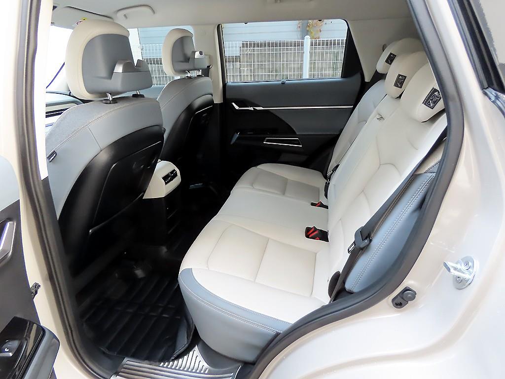 Ssangyong Torres - Vista 6