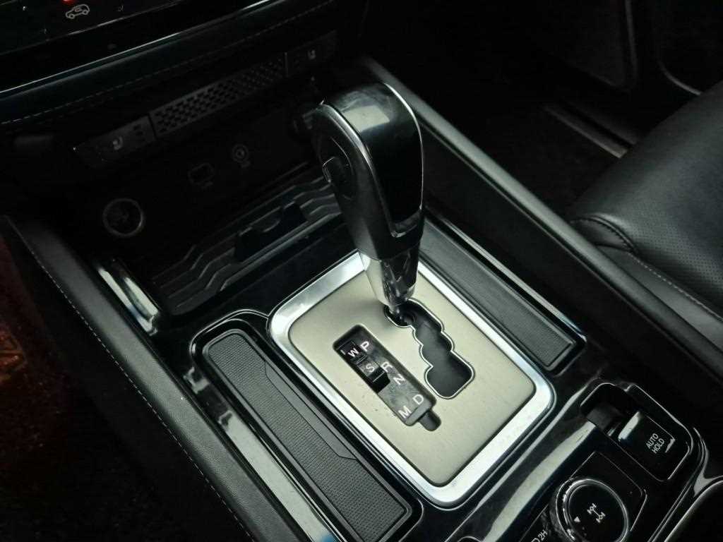 Ssangyong Rexton - Vista 8