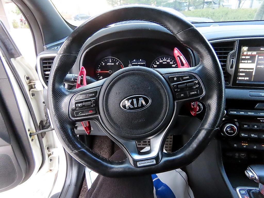 KIA Sportage - Vista 8