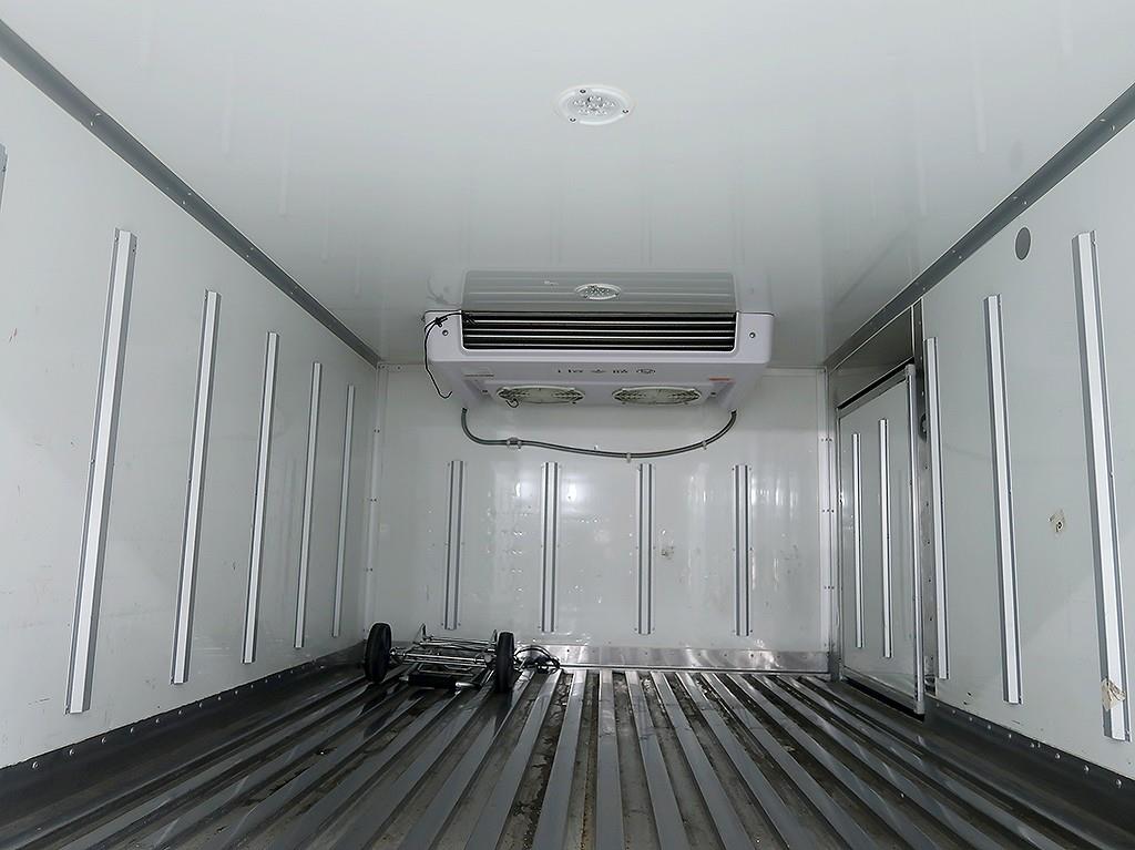 Small Truck Freezer Box(Low Deck) - Vista 9
