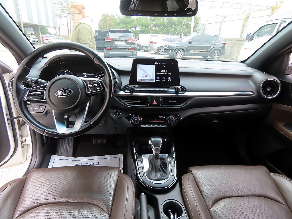 KIA K3 - Vista 7