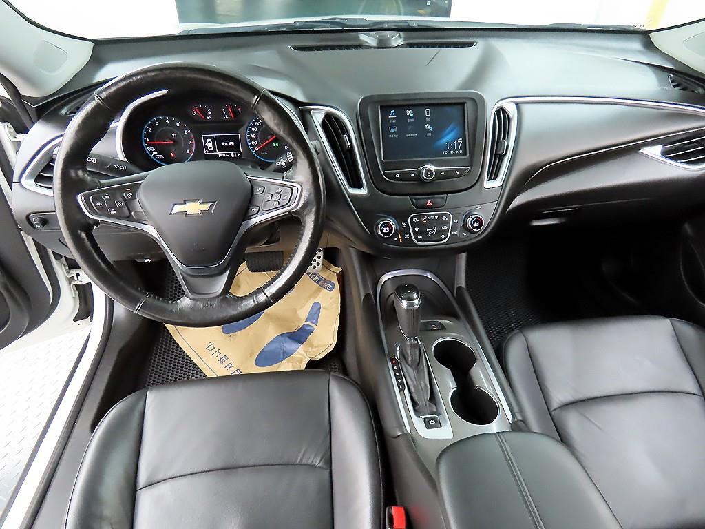 Chevrolet Malibu - Vista 7