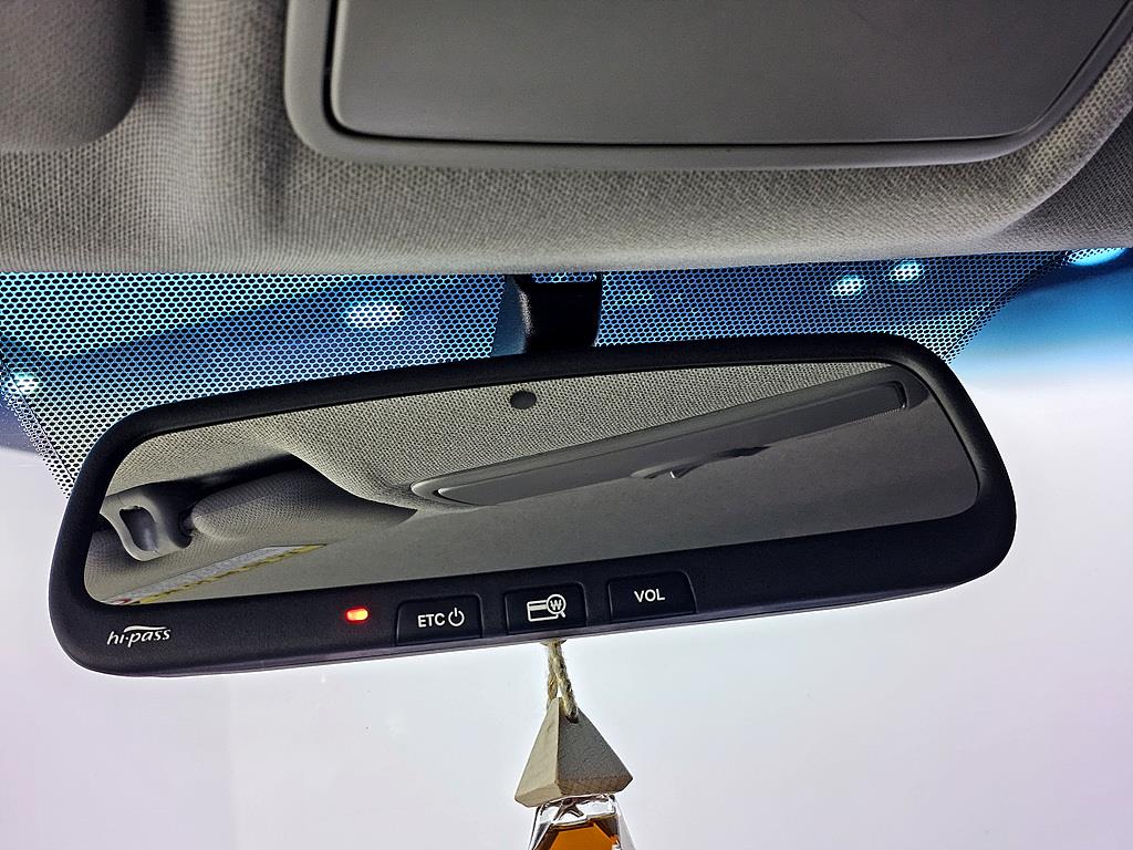 HYUNDAI Accent 2017 Blanco - Importación desde Corea - HF Imports Iquique - Foto 17