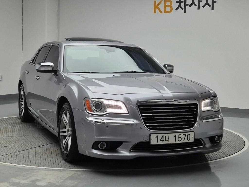 Chrysler 300C - Vista 4