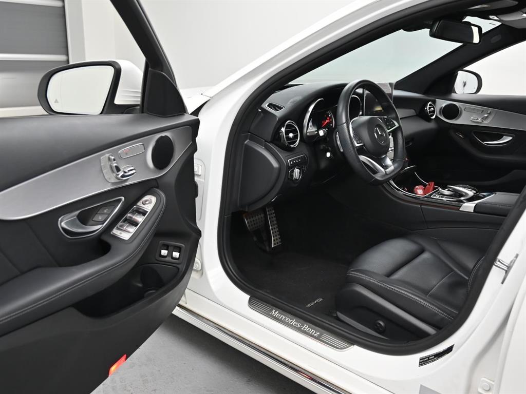 Mercedes Benz C Class - Vista 5