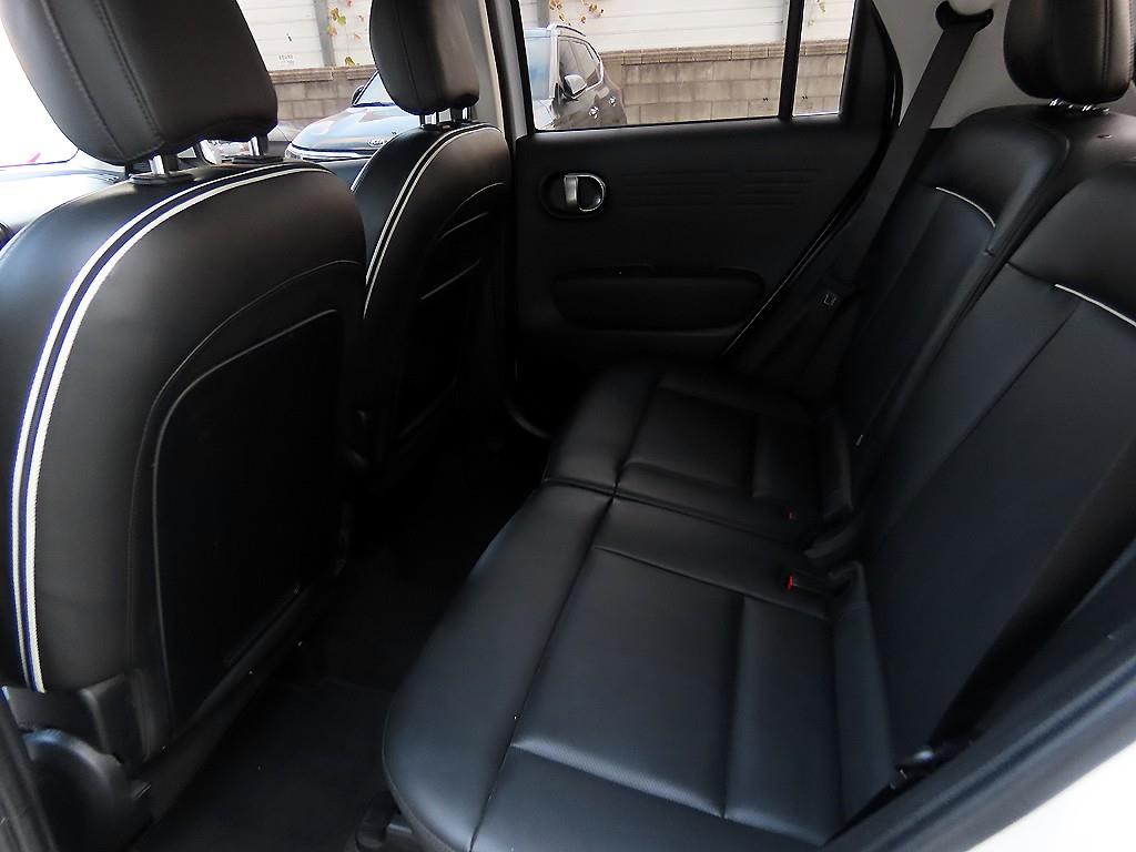 HYUNDAI Casper - Vista 6