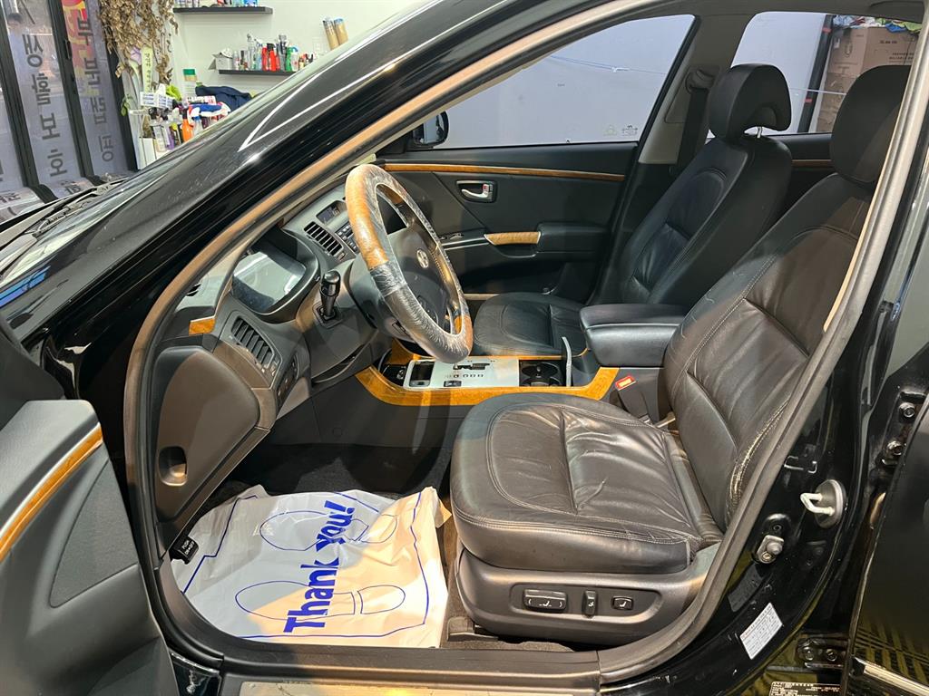 HYUNDAI Grandeur - Vista 9