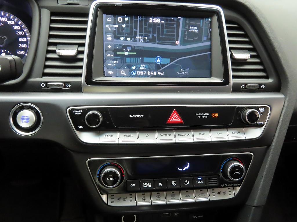 HYUNDAI Sonata - Vista 10