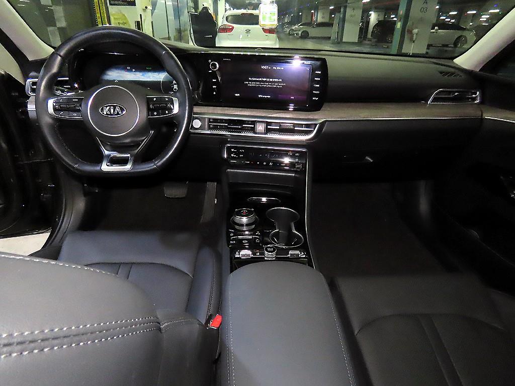 KIA K5 - Vista 10