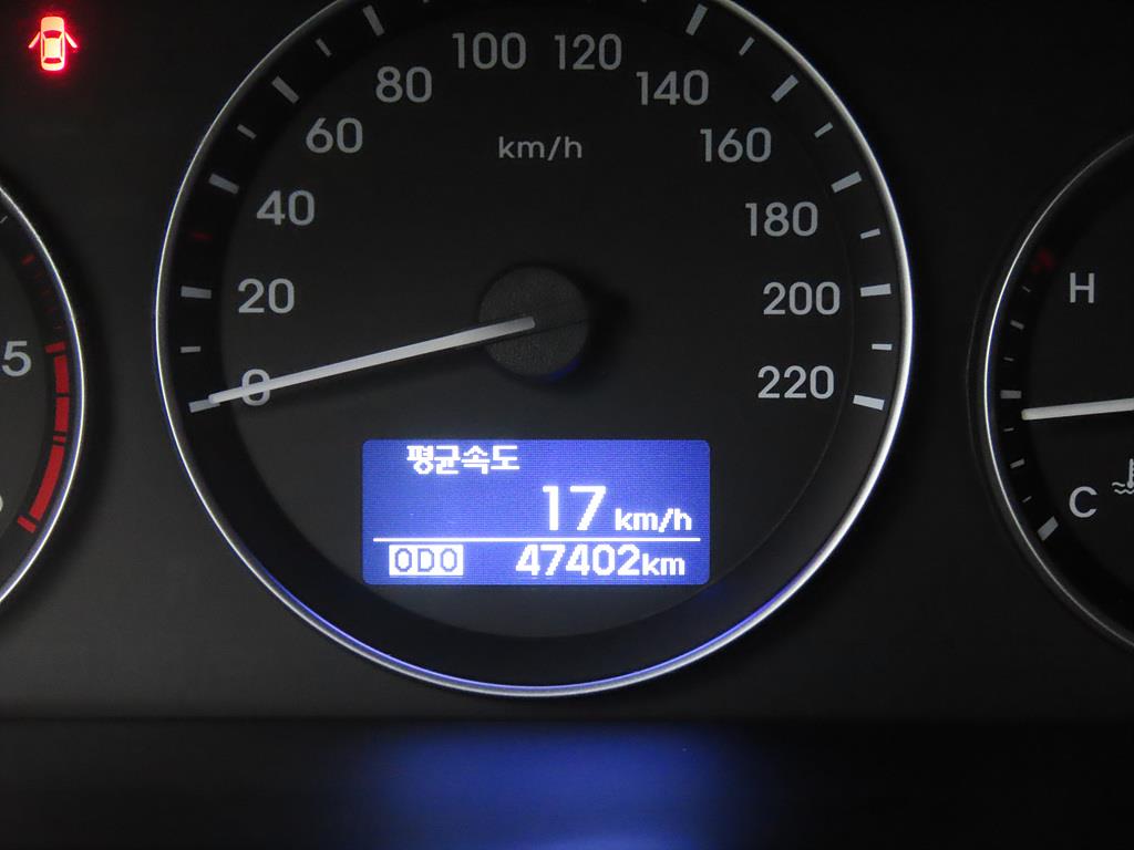 HYUNDAI Starex - Vista 10