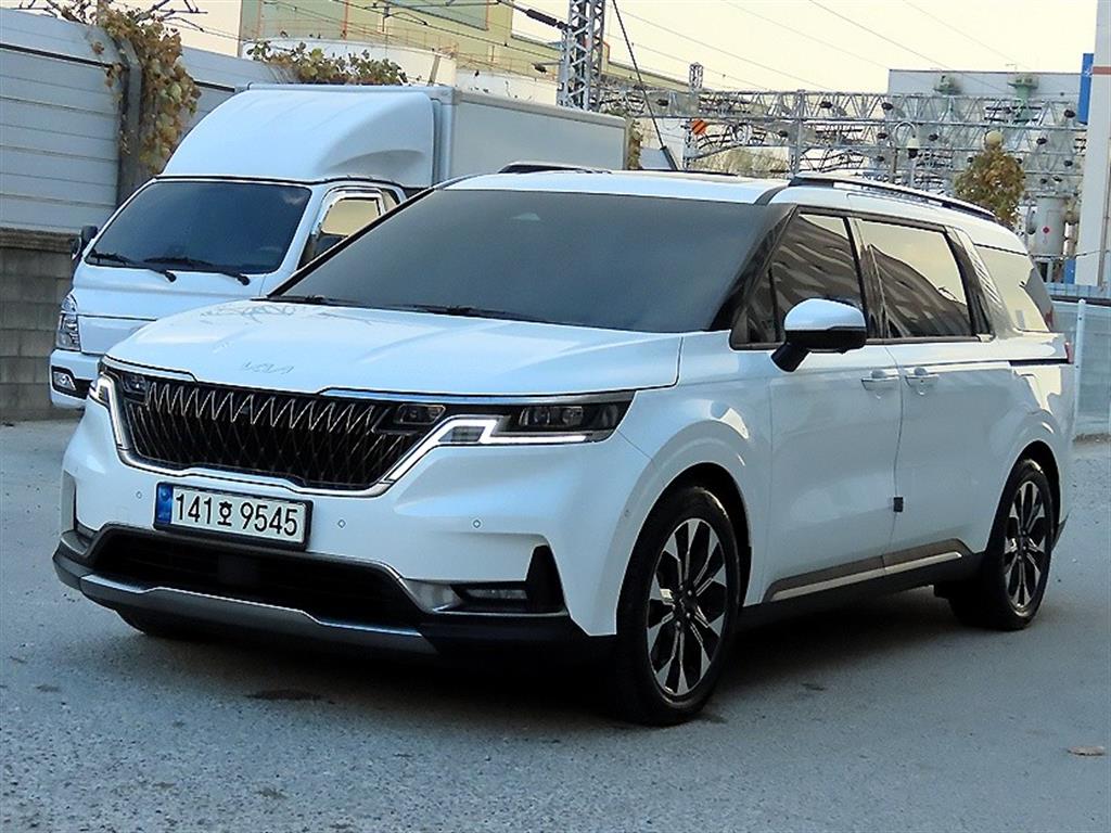 KIA Carnival - Vista 2