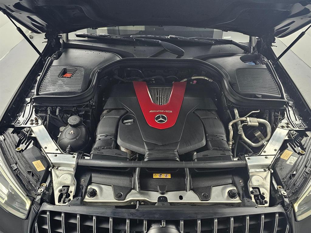 Mercedes Benz GLC Class - Vista 6