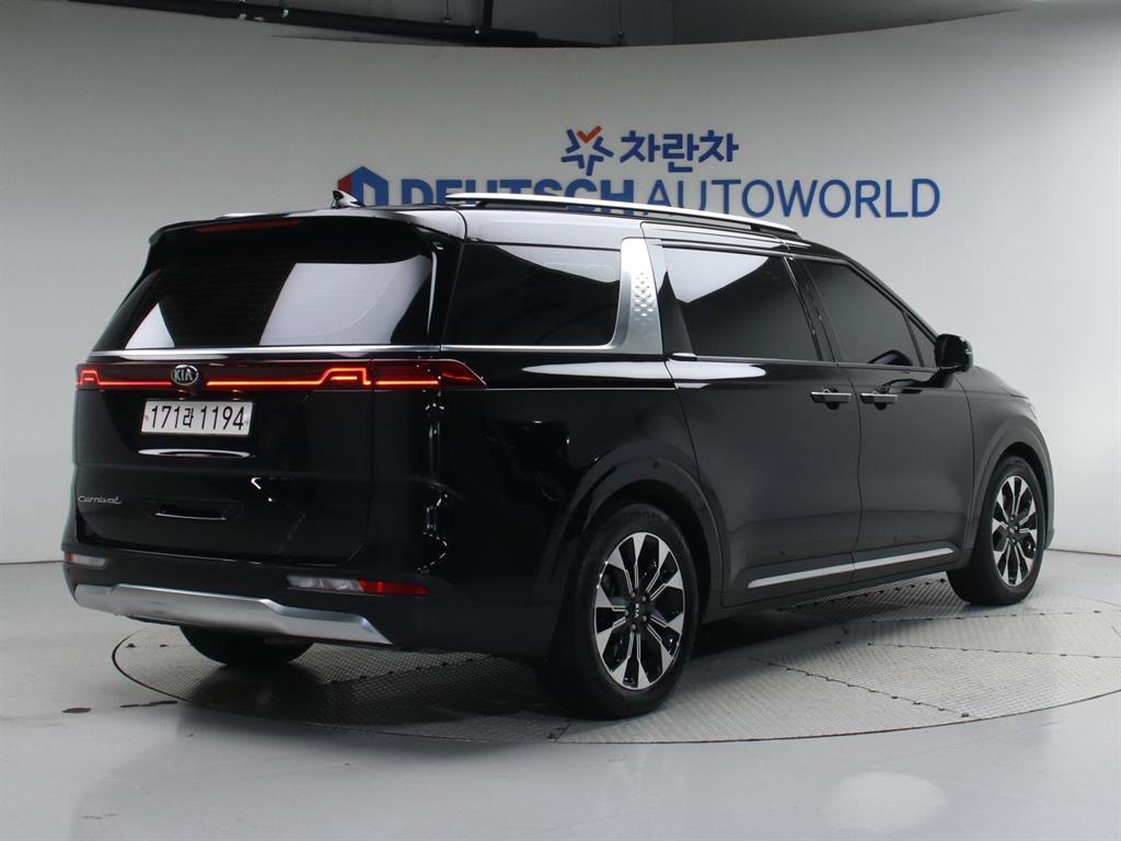 KIA Carnival - Vista 2