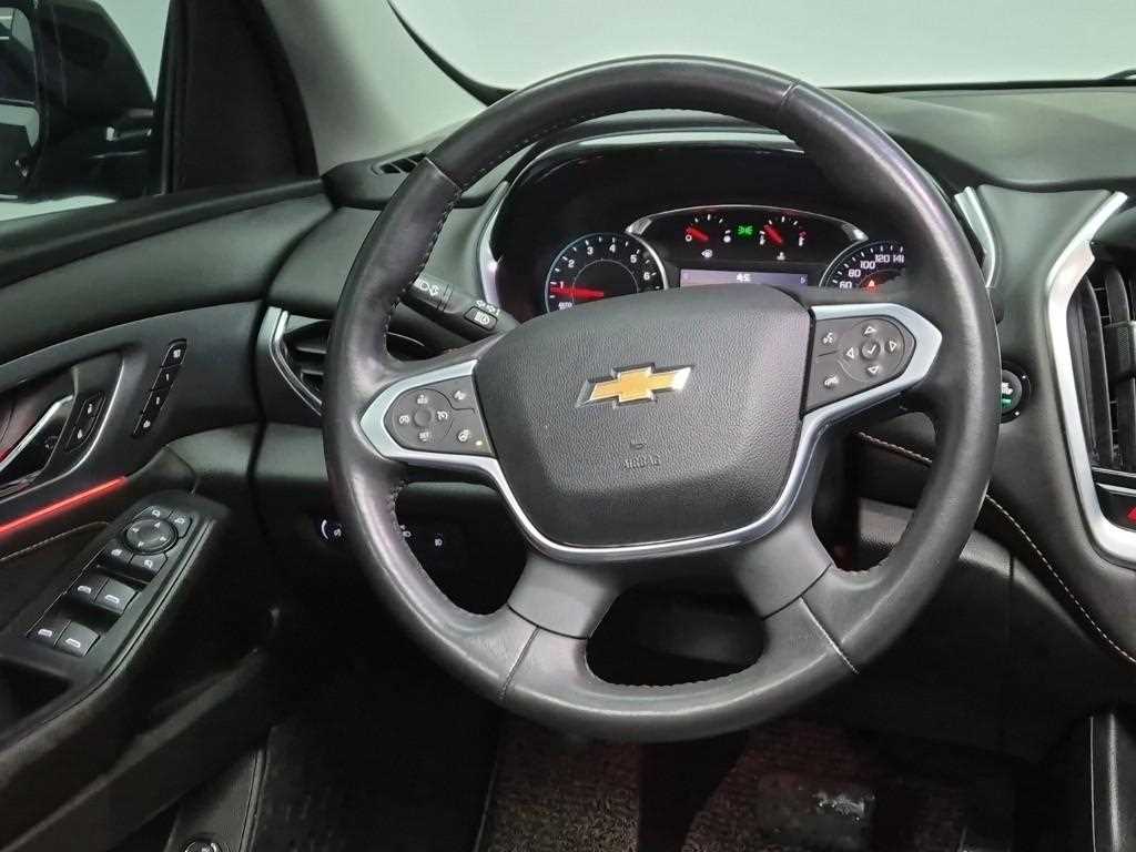 Chevrolet Travers - Vista 9