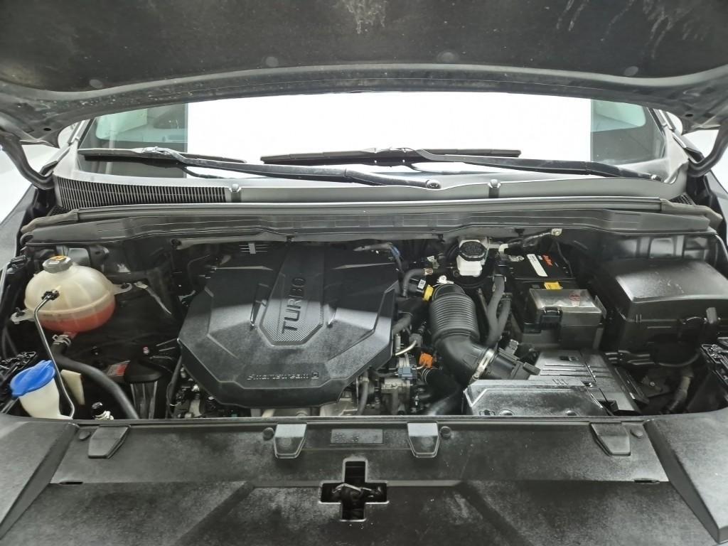 KIA Carnival - Vista 5