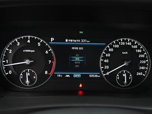 Genesis G90 - Vista 12