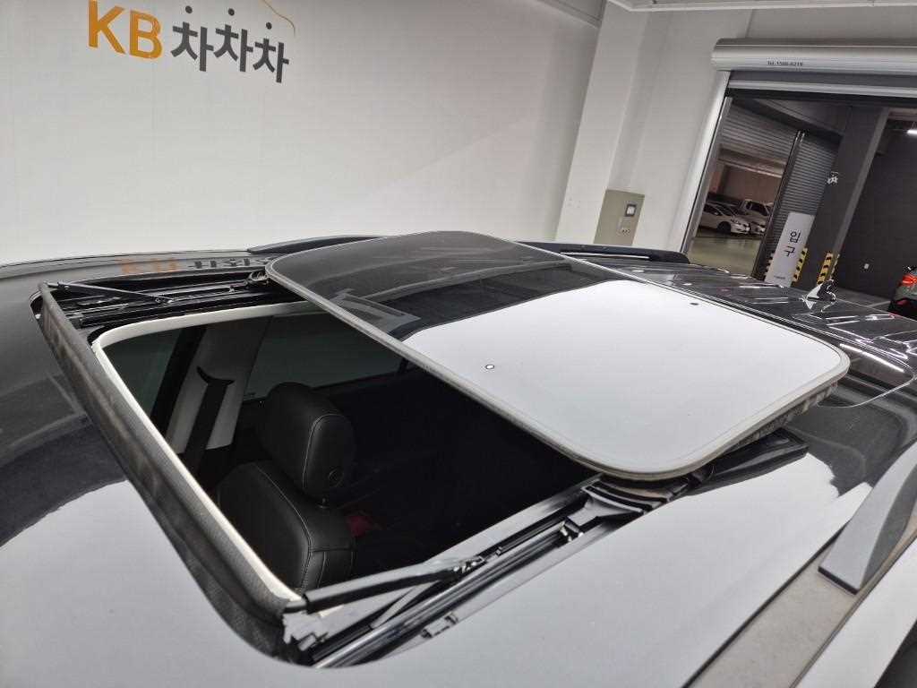 Chevrolet Travers 2021 Negro - Importación desde Corea - HF Imports Iquique - Foto 13