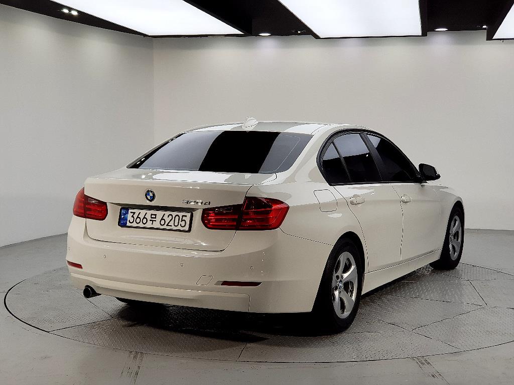 BMW 3 series - Vista 4