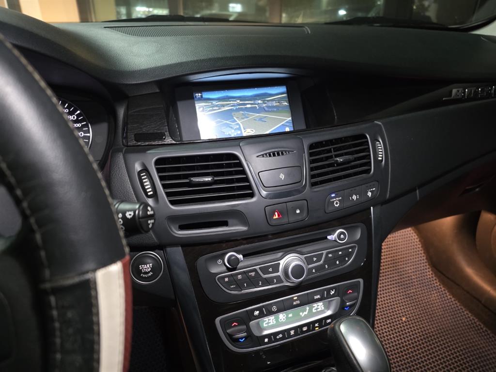 SAMSUNG SM5 - Vista 8